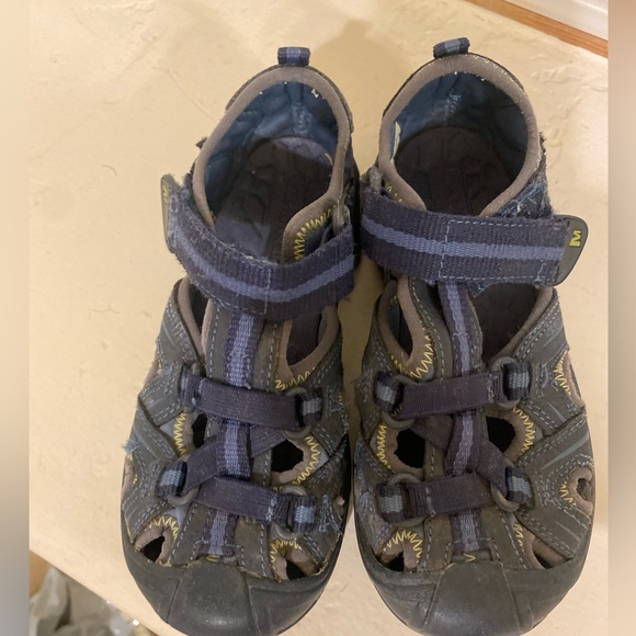 Merrell 11w - Picture 2 of 7